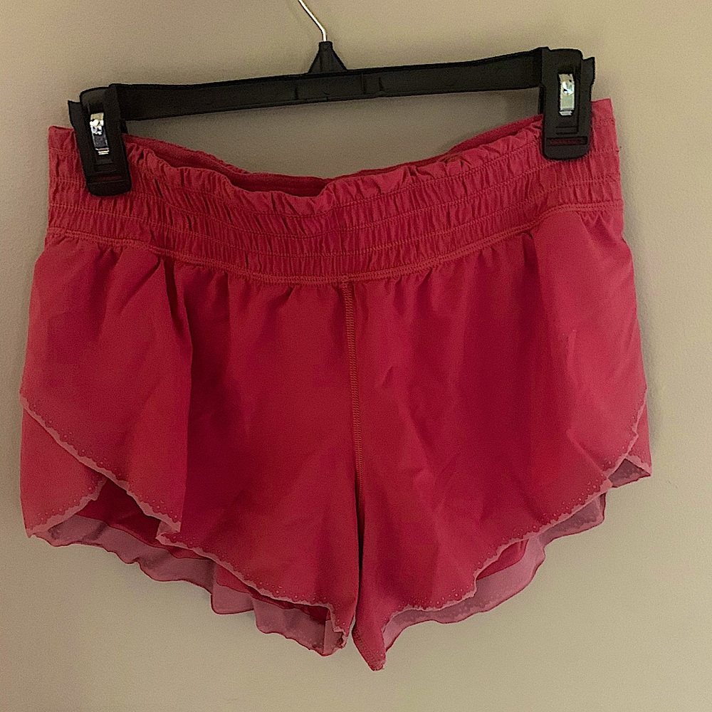 Lululemon Shorts Pink